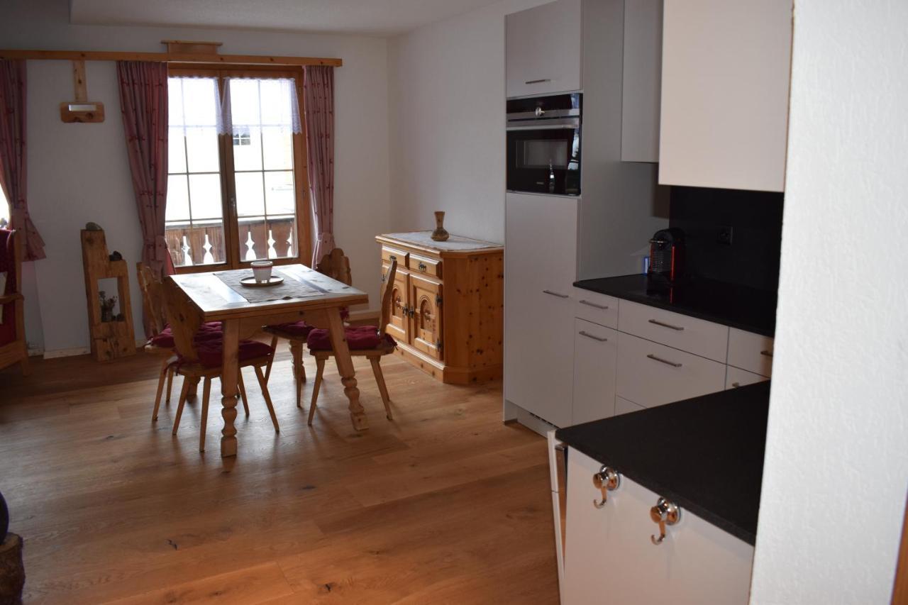 B&B Stiffler-Huus Davos Extérieur photo