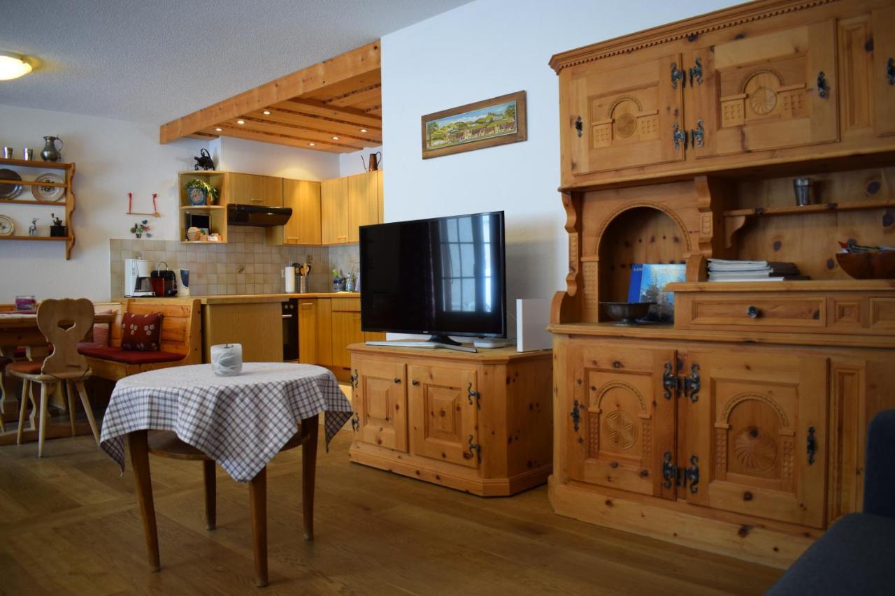 B&B Stiffler-Huus Davos Extérieur photo
