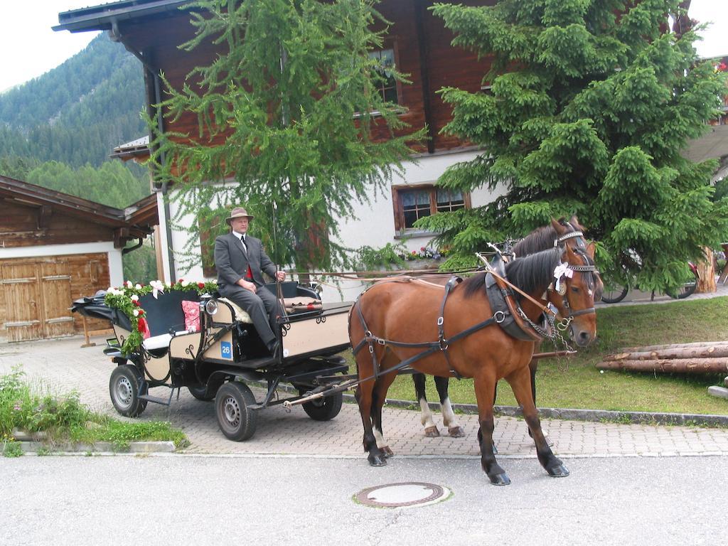 B&B Stiffler-Huus Davos Extérieur photo