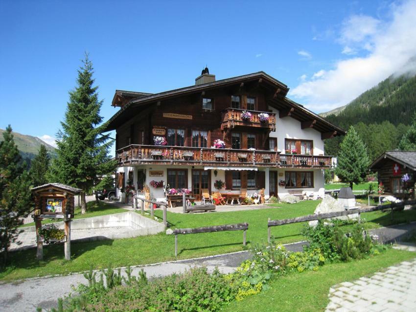 B&B Stiffler-Huus Davos Extérieur photo