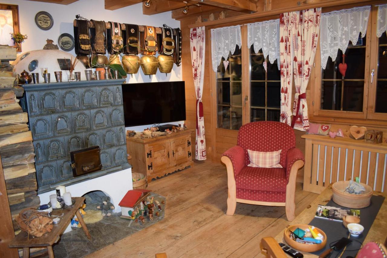 B&B Stiffler-Huus Davos Extérieur photo